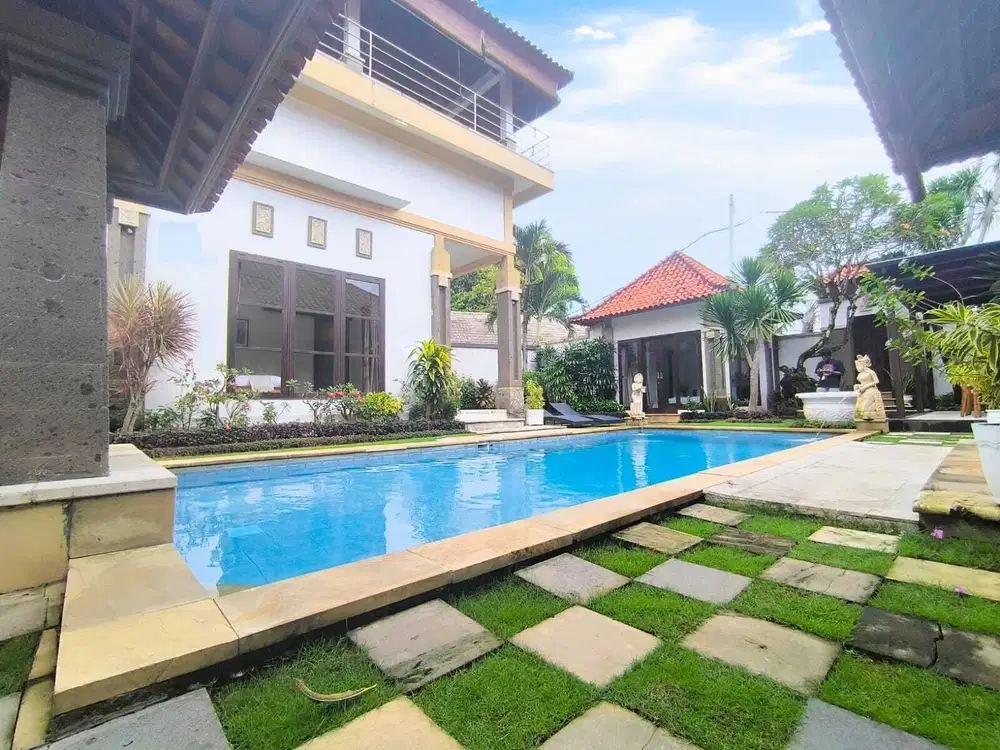 Villa Strategis Jalan Kaki Ke Pantai di Tanjung Benoa Nusa Dua Bali