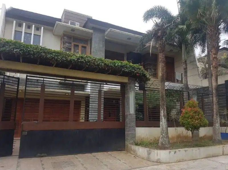 rumah mewah di bukit dieng siap huni