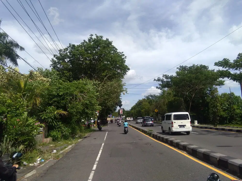 Tanah Jogja Utara Dekat Kampus UGM & Sekolah Al Azhar cocok bangun Kos