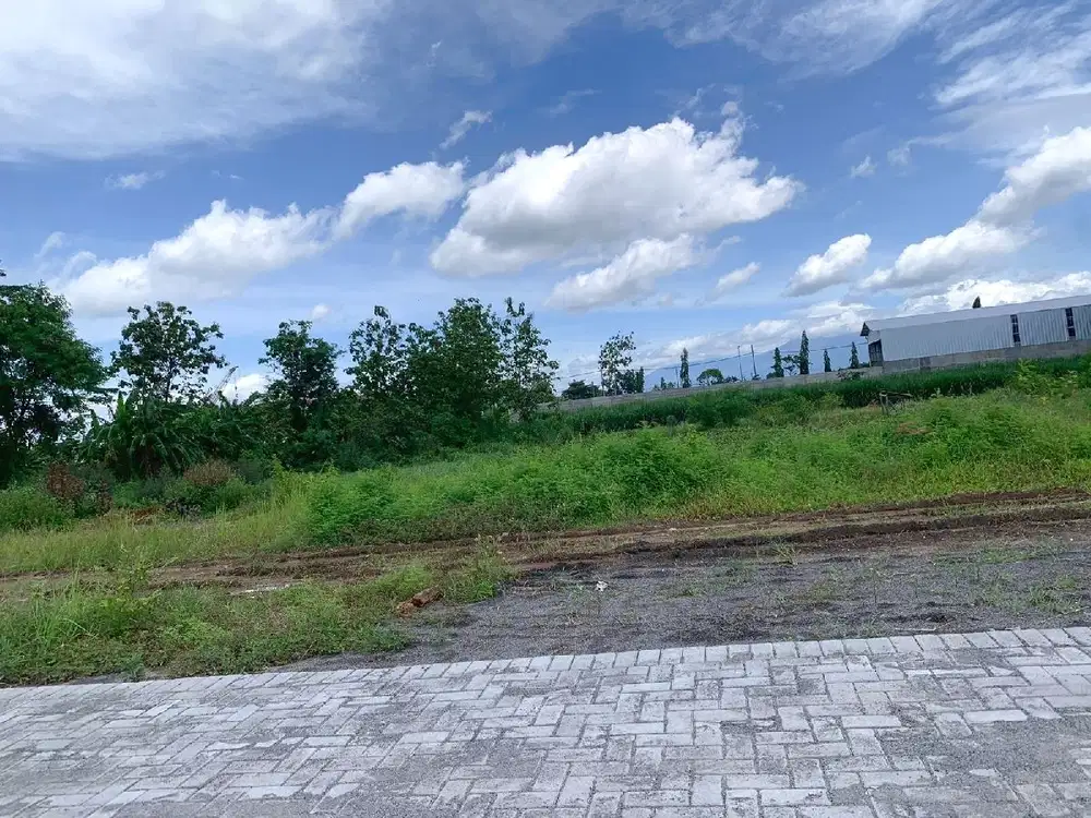 Tanah 130 m² di Trihanggo Sleman – Harga 5,2 Juta/m², Lokasi Strategis