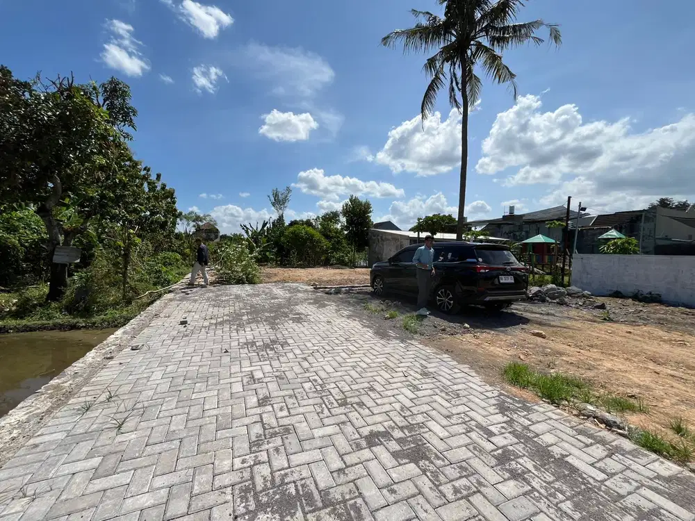 300 meter Jl. Jogja-Wates Km. 4, Cocok Bangun Kos