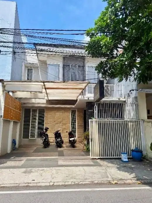 Rumah Setrategis Poros Jalan Area D Tondano Sawojajar