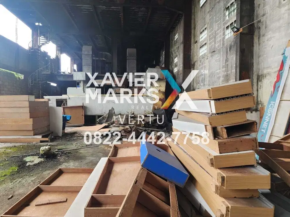 Eks Pabrik di Raya Kedung Cowek, Surabaya, Jawa Timur