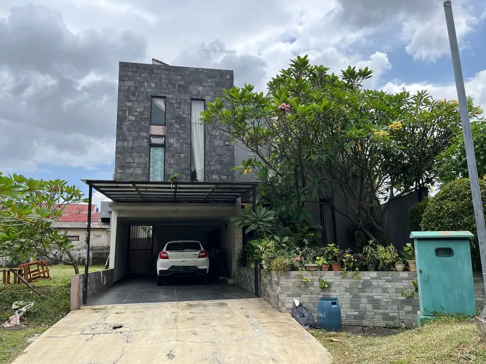 Jual BU Rumah Taman Menteng Besar 4 Kamar, Lippo Cikarang, Bekasi