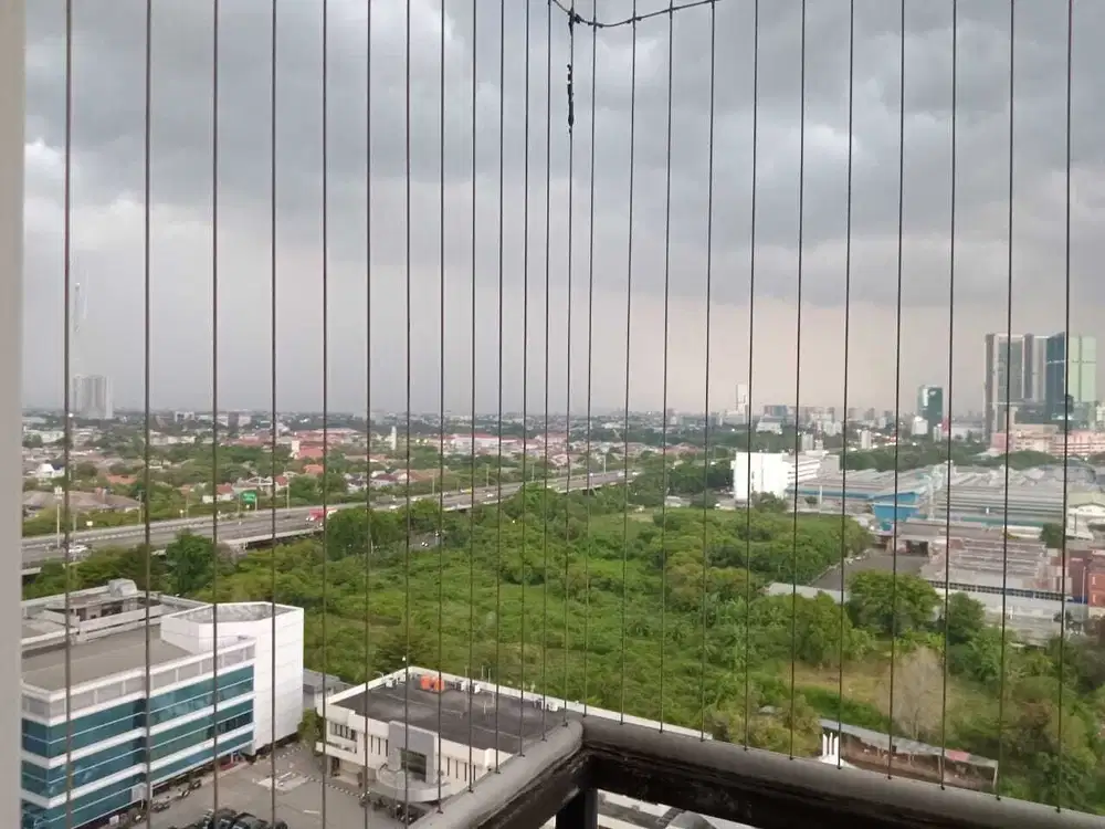 Apartemen Sunter park view, 2 Bedroom unfurnished lantai sedang