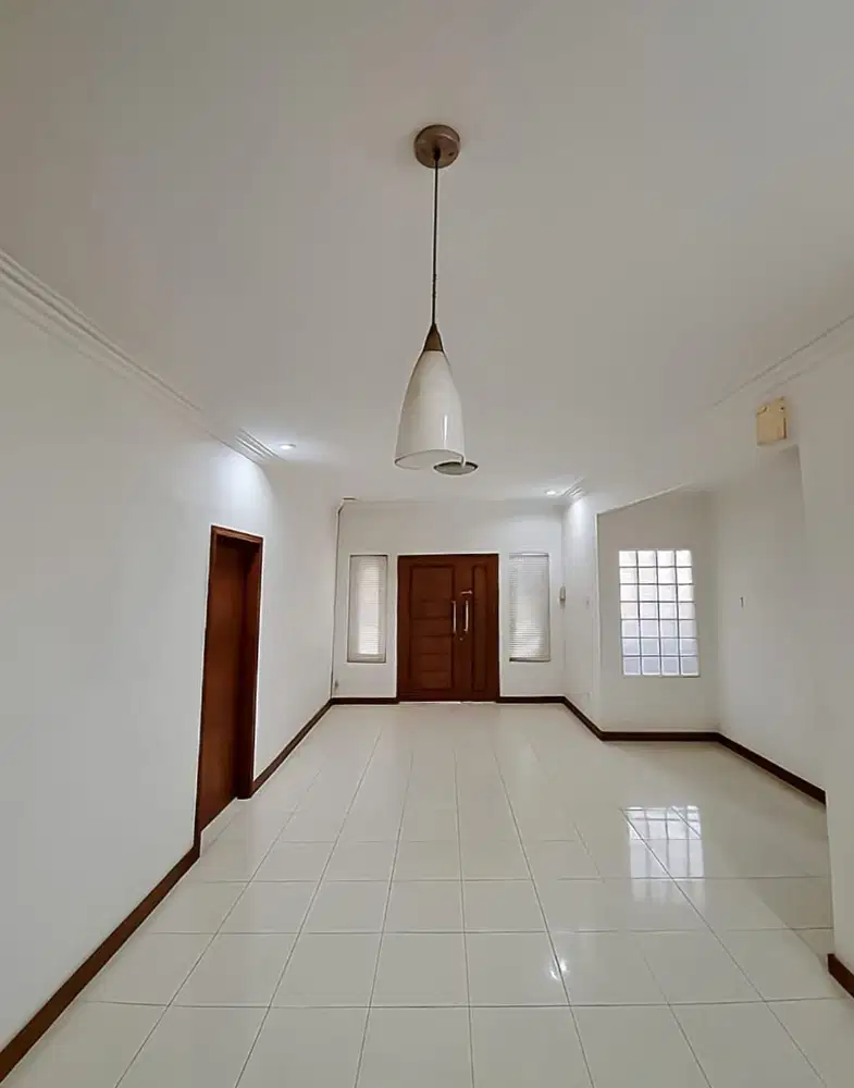 Dijual Rumah Nusa Loka BSD Cantik Rapi Siap Huni