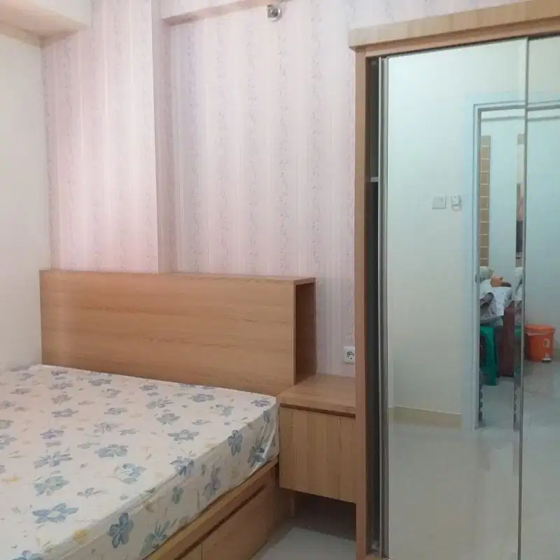 Apartemen Green Pramuka Tower Scarlate Full Furnish 2 br