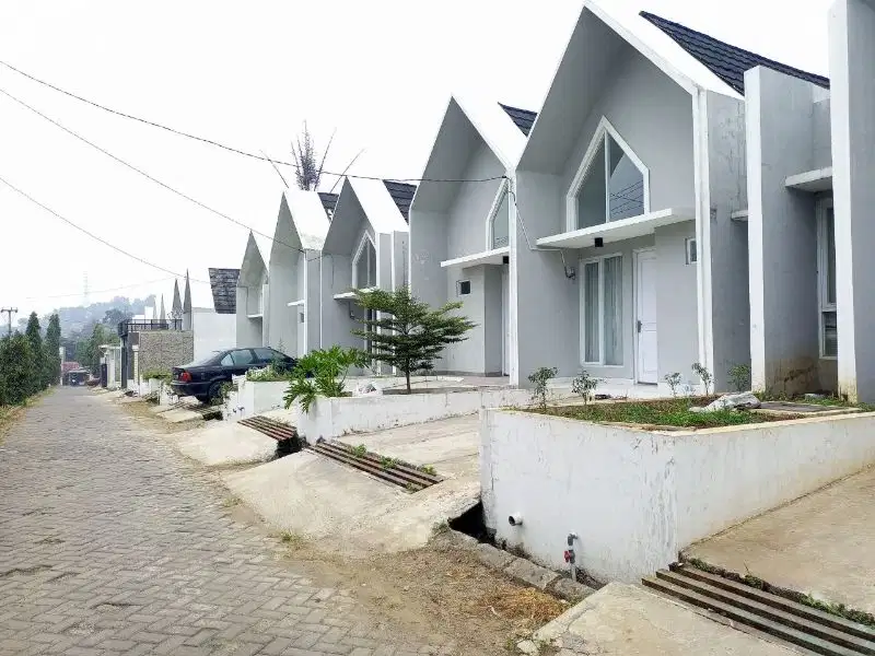 Rumah Minimalis Modern Lokasi Strategis Bandung