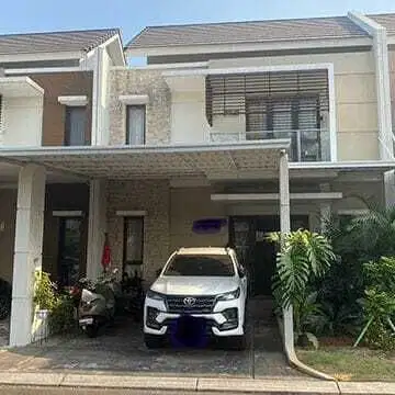 Dijual rumah Depan danau Di dalam Cluster Summarecon Bekasi