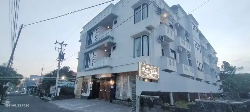 DIJUAL KOST EKSKLUSIF SEKELAS HOTEL 4 LANTAI KAMPUS 1 UII