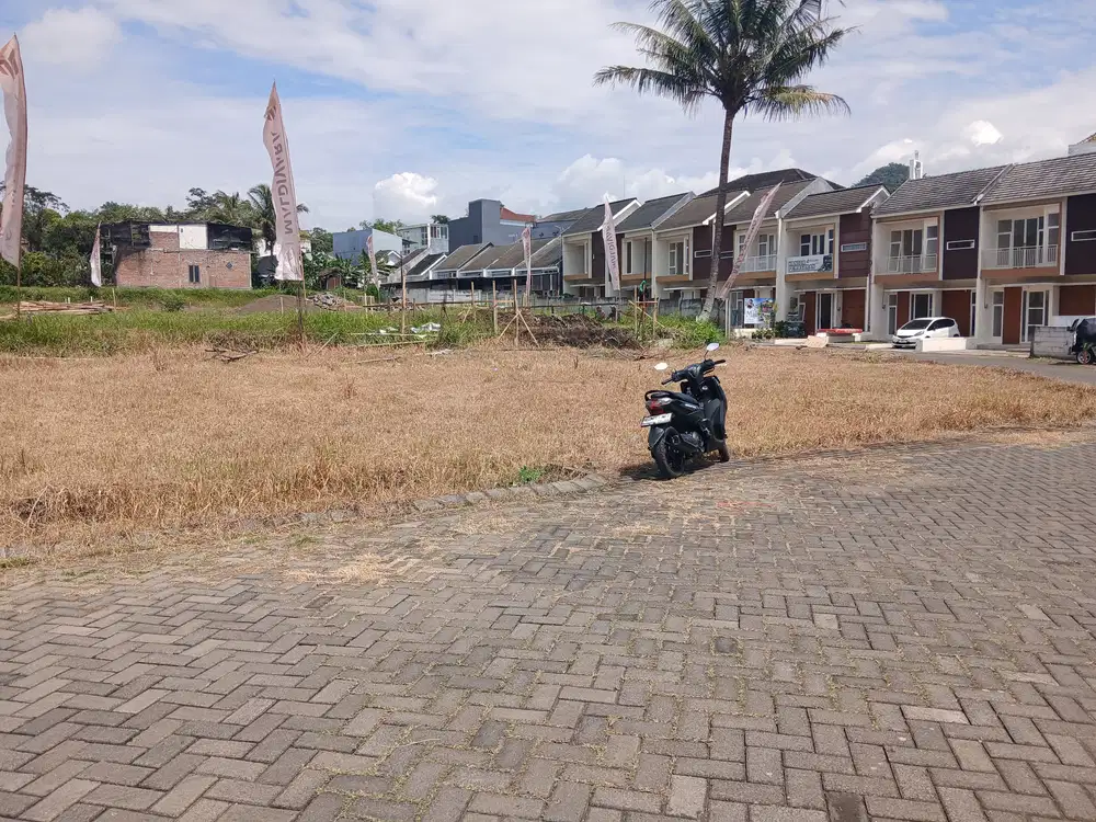 Dijual Tanah Di Batu  kawasan Villa