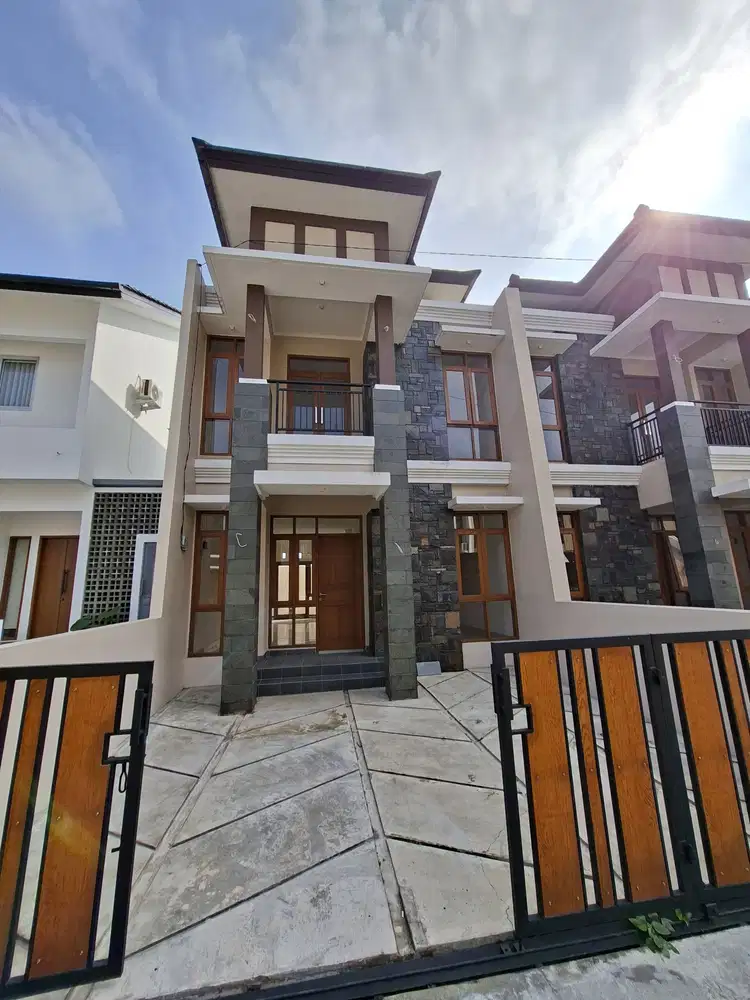 Rumah Baru Siap Huni Dalam Komplek Dekat Soekarno Hatta Kota Bandung