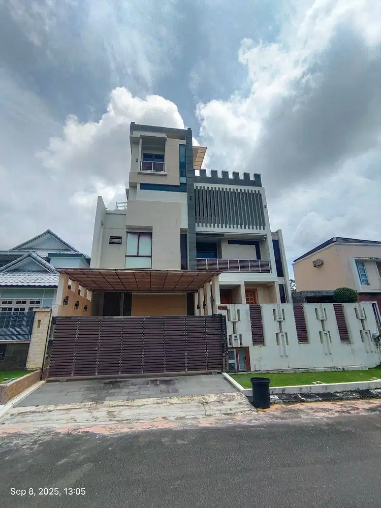 Jual Cepat! Rumah Mewah Dutamas Batam Centre | Fully Furnished
