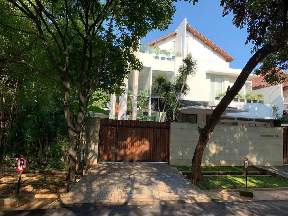 Rumah Siap Huni Di Jl Mulawarman Kebayoran Baru Jakarta Selatan