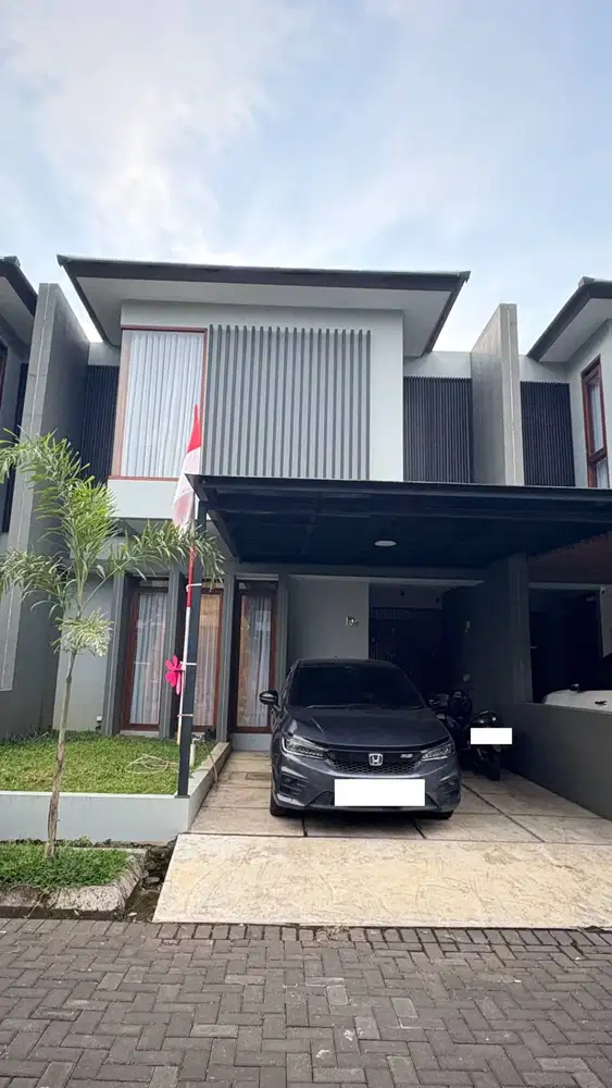 Rumah 2 Lantai, 30 menit kepusat kota, lokasi strategis