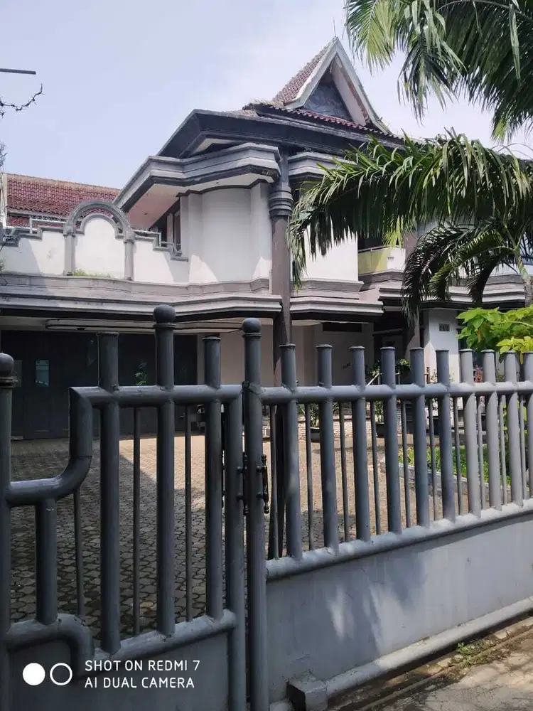 Rumah kokoh bagus di Moch Toha, bandung dekat Pintu Tol