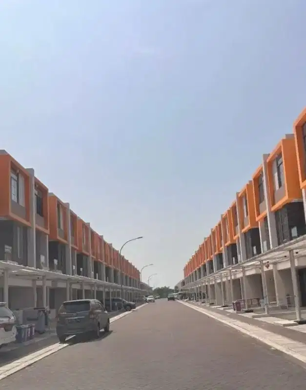 Dijual sangat cepat rumah pik2 3lantai