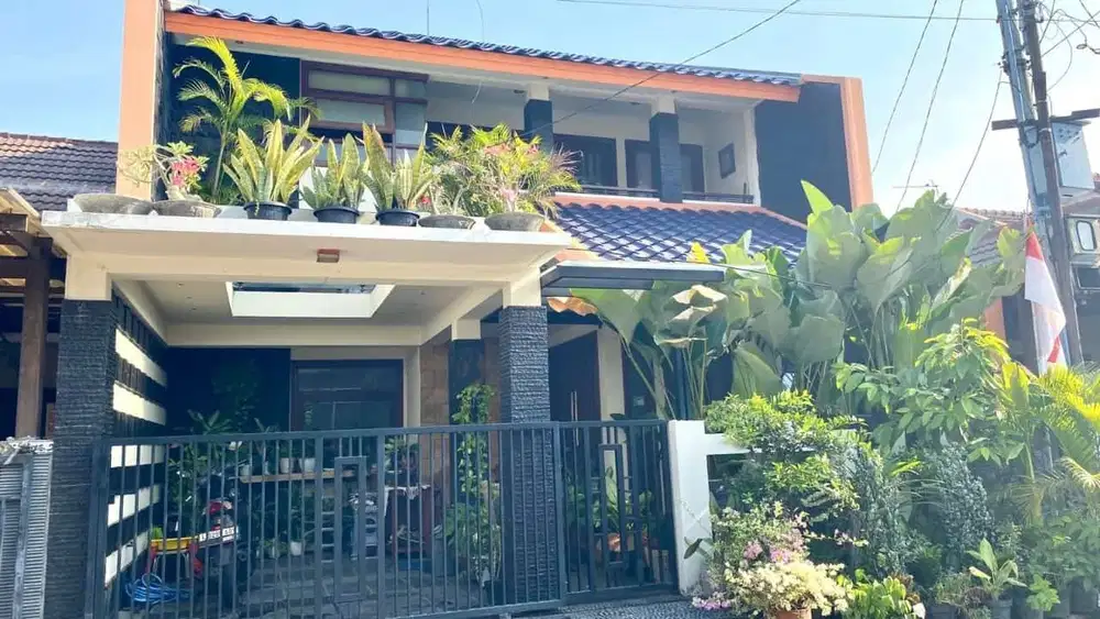 Rumah Cantik Wiguna Rungkut  Surabaya