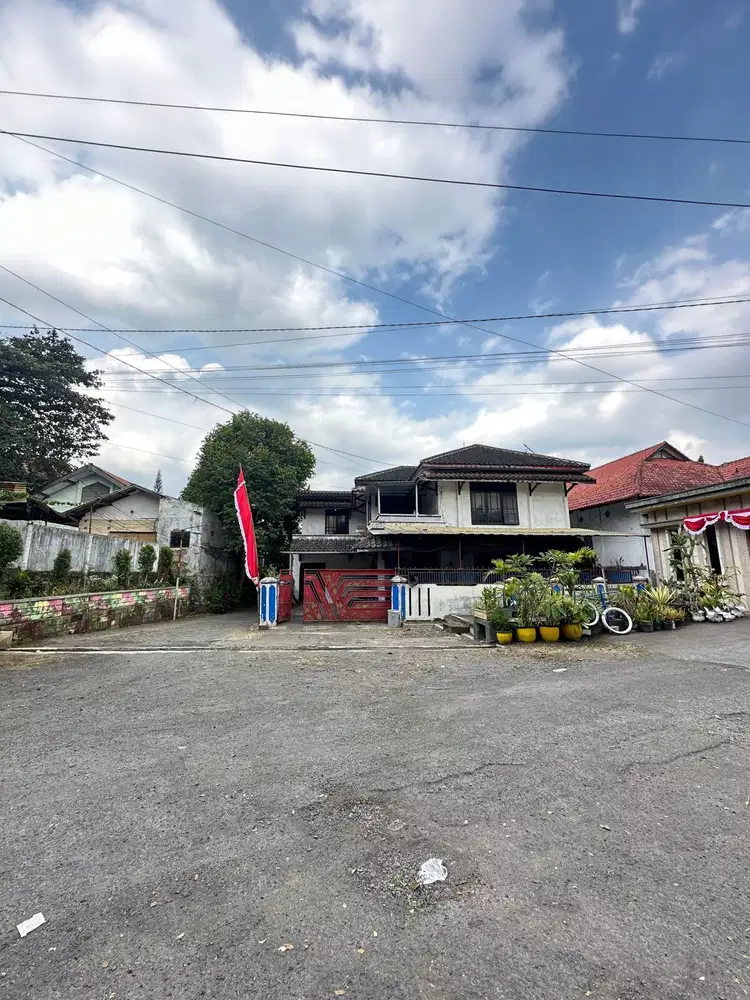 RUMAH TERHITUNG TANAH LOKASI SUHAT KOTA MALANG
