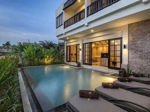 VILLA KOMPLEK UNTUK INVESTASI BUMBAK - UMALAS