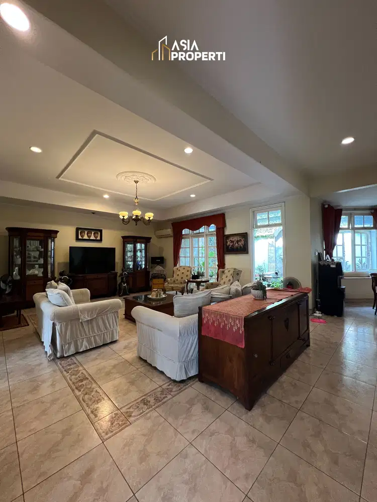 Rumah Bagus Di Kebayoran Baru Dekat Scbd