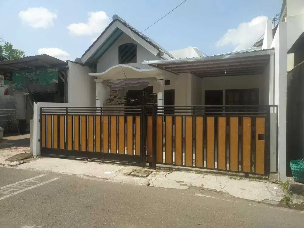 Rumah murah pajang Laweyan solo dijual cepat BU
