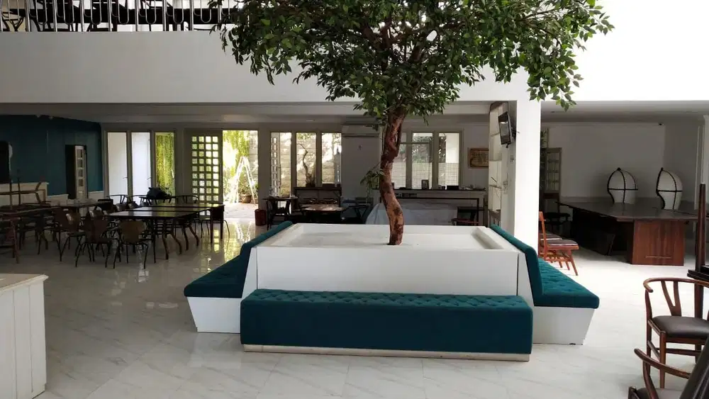 Ruang Usaha Di Raya Jemursari