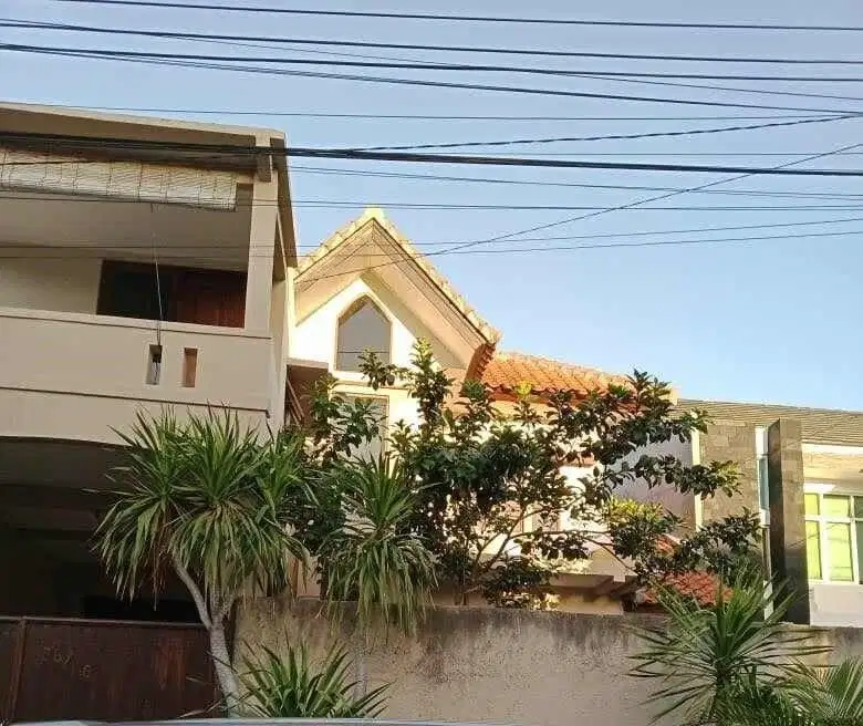 DIJUAL RUMAH SIAP HUNI DALAM KOMPLEKS BEBAS BANJIR