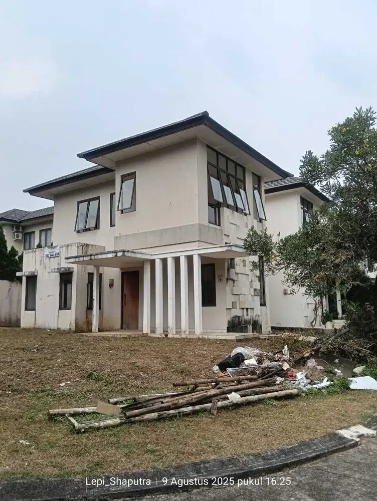DIJUAL RUMAH BAGUS BERSIH 2 LANTAI BISA NEGO SIAP HUNI SENTUL SSR856