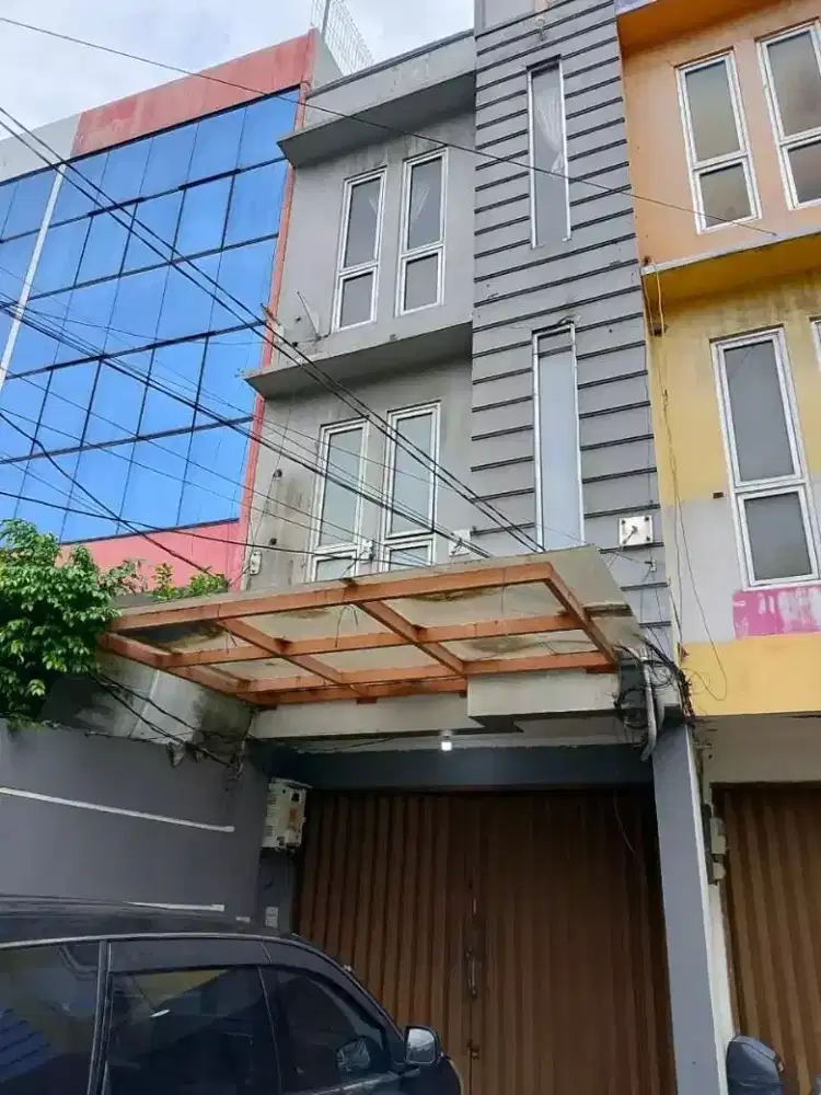 Di Jual Ruko 3 Lantai Lokasi Strategis di Tebet Barat Raya, Jaksel