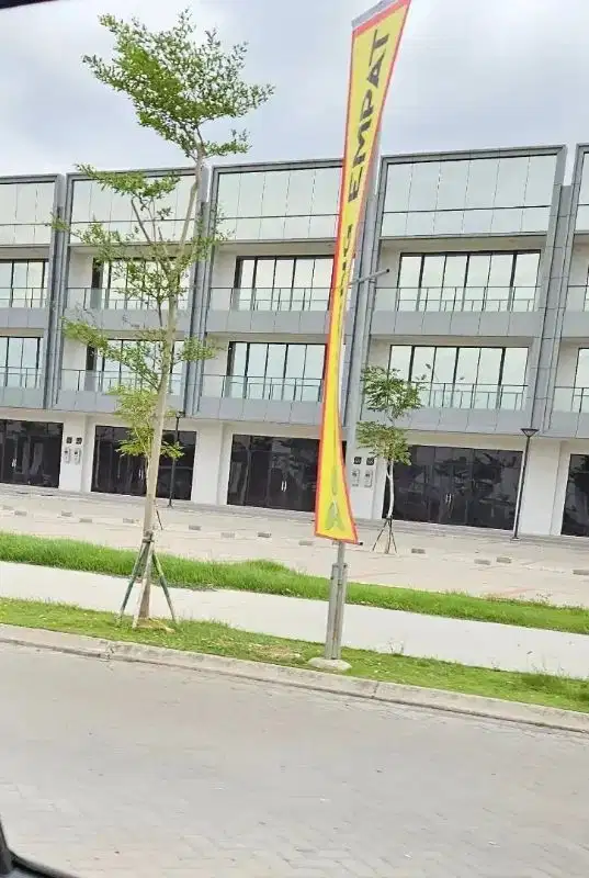 Disewakan rukan deretan bingxue siap pakai cocok untuk resto dll