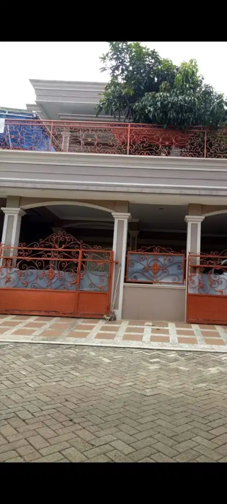 JUAL RMH 2LANTAI SIAP HUNI