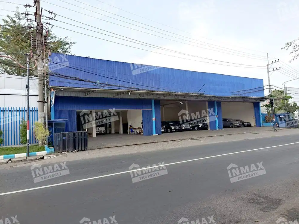 GUDANG LUAS LEBAR 32 METER,DEKAT TOL SINGOSARI,AKSES KENDARAAN BESAR