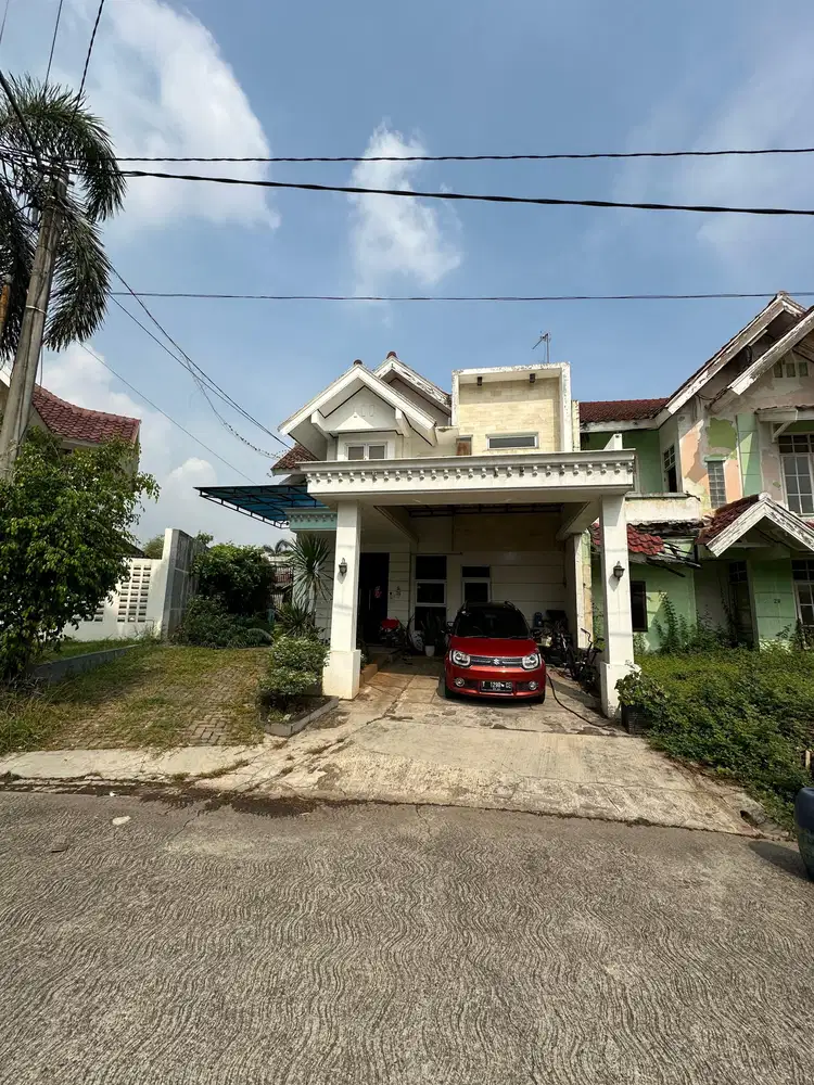 Jual Rumah Besar Beverly Renovasi, Lippo Cikarang, Bekasi