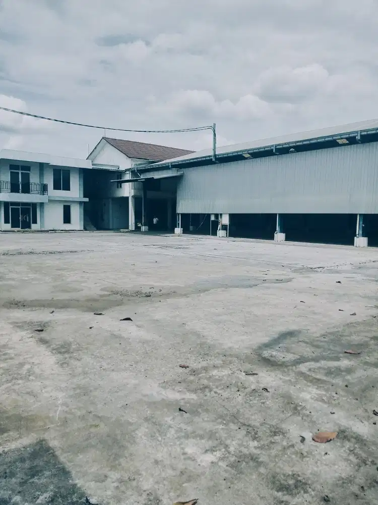 Di sewakan tanah dan bangunan bekasi jl narogong