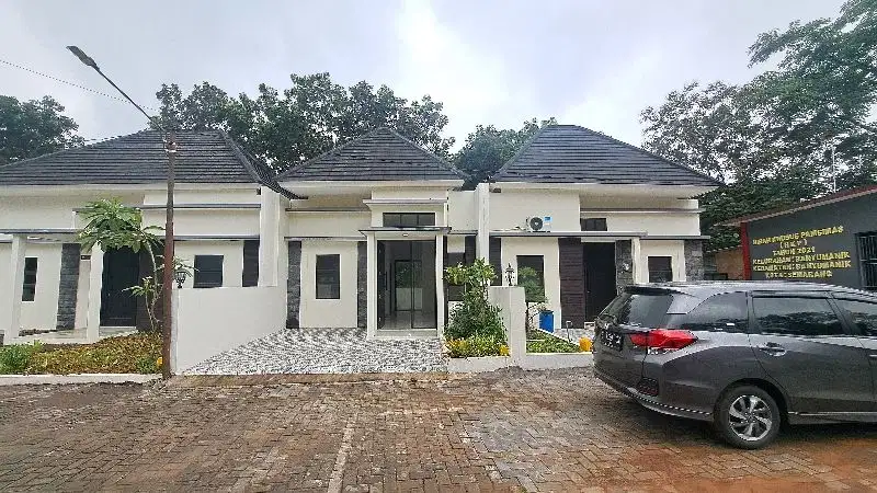 RUMAH READY SIAP HUNI DI BANYUMANIK
