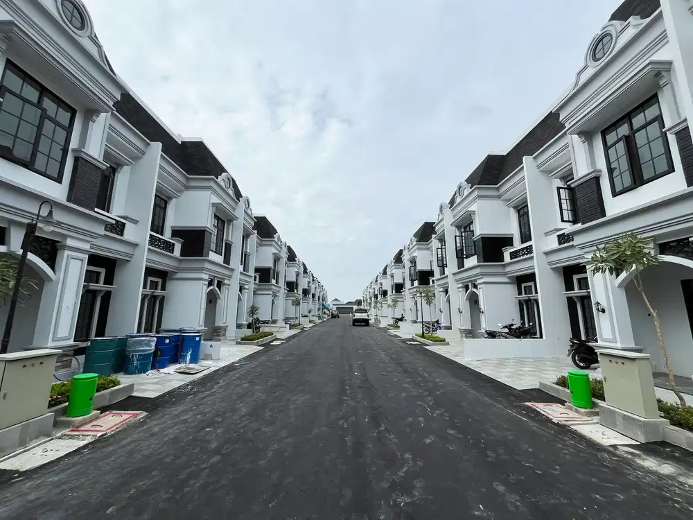 Di Jual Villa Elite di komplek Marriot Villas inti kota d Medan Barat