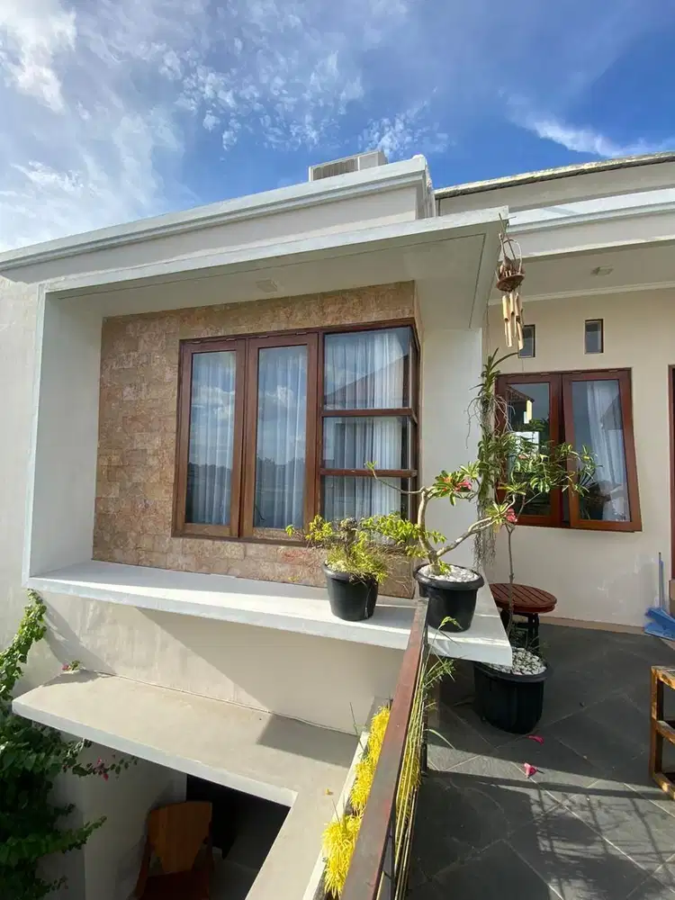 dijual rumah semi villa lantai 2 sanur