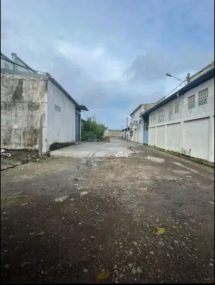 TANAH + GUDANG UK 15X32M DI MARINA DADAP TANGERANG