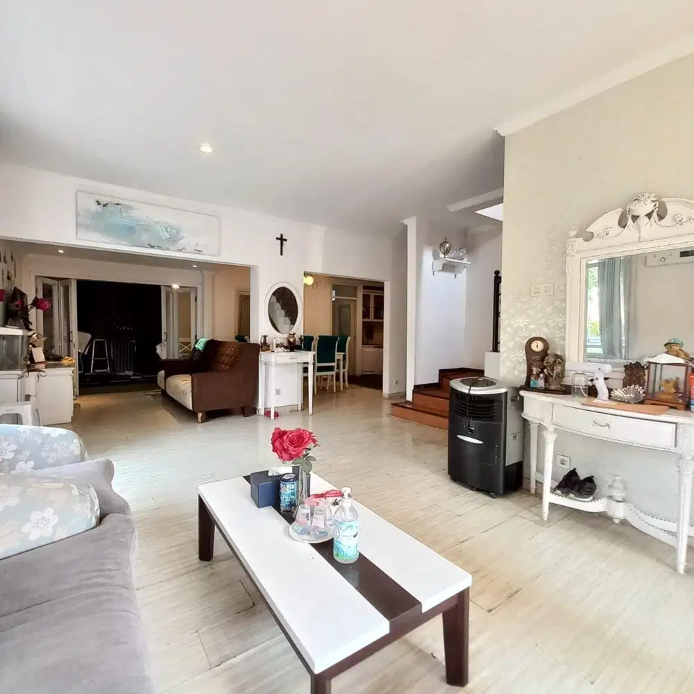 Rumah Bagus Terawat Tatar wangsakerta Kota Baru Parahyangan