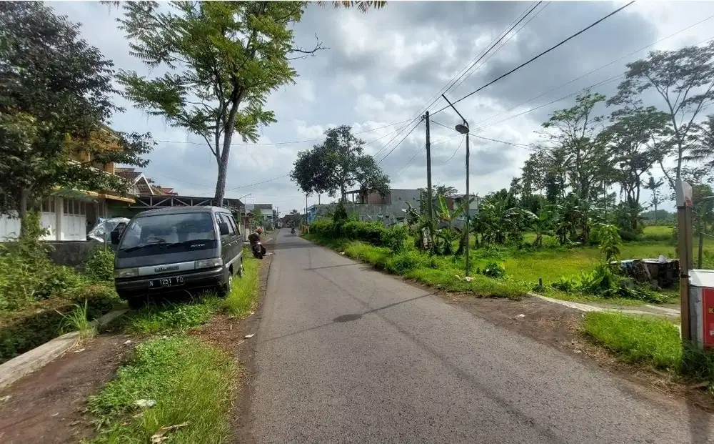 Tanah murah dijual rugi BU SEKALI di pinggir jalan karangploso