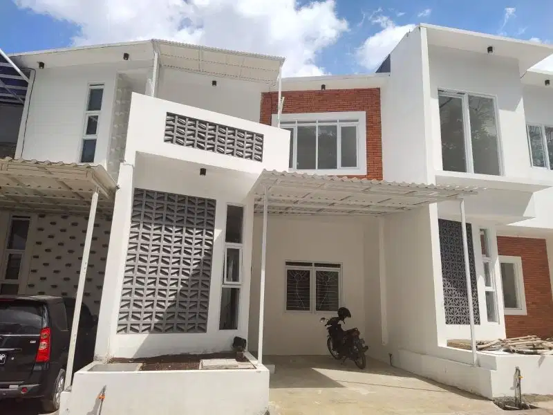 Jual Rumah Desain UNIK harga MENARIK dekat Alun-alun Kota Cimahi