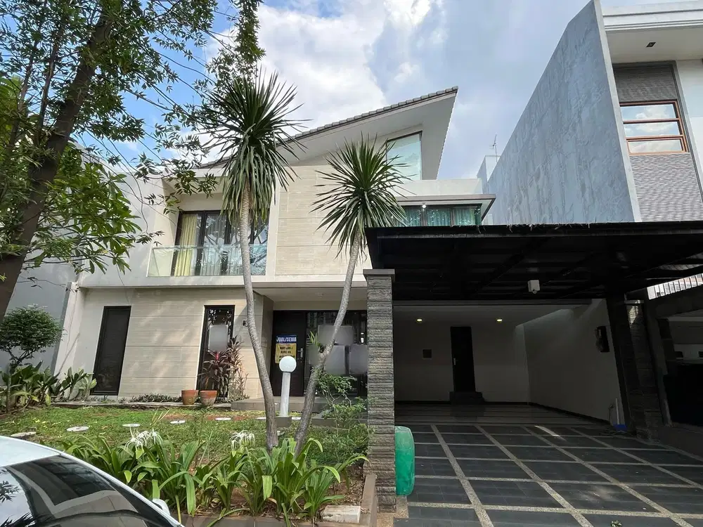 Jual Rumah Vassa Besar Full Furnish ada Kolam Renang, Lippo Cikarang