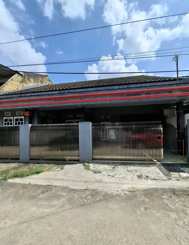 Dijual Rumah besar Komp Griya Hiroo Palembang