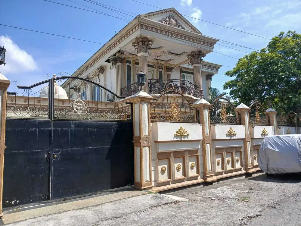 Rumah nyaman mewah tengah kota solo