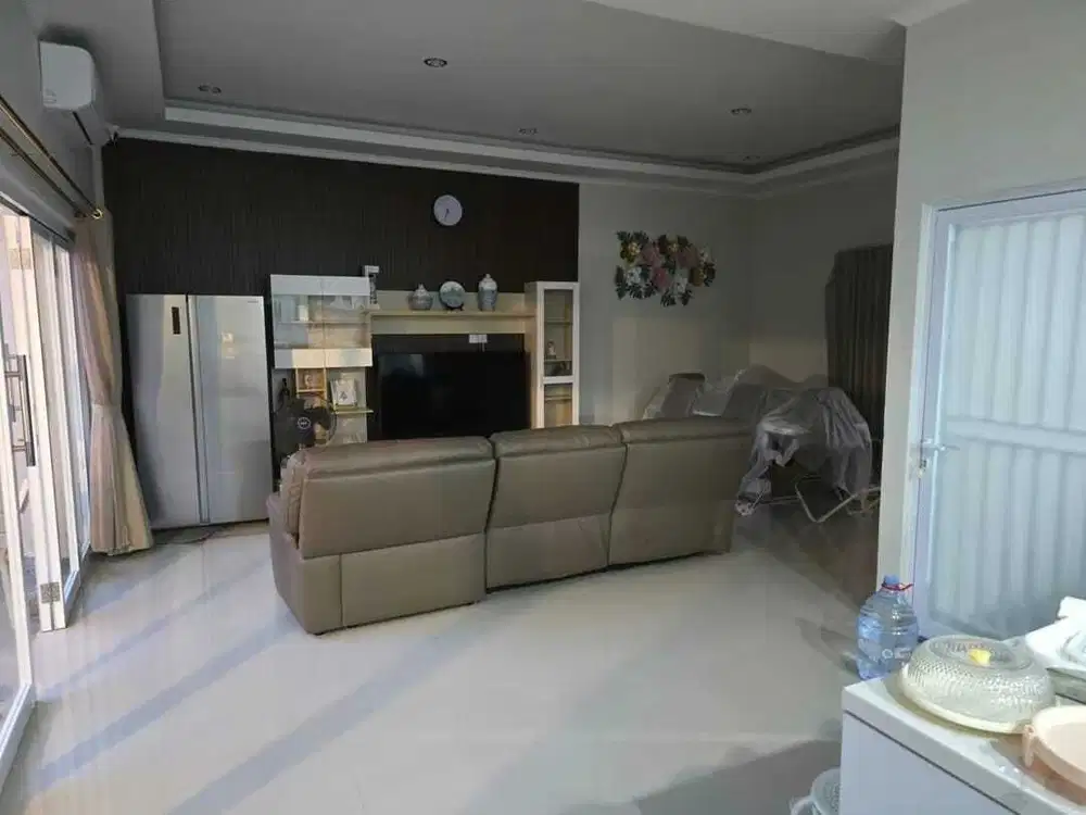 RUMAH BARU BAGUS DEKAT PANTAI MATAHARI TERBIT SANUR BALI