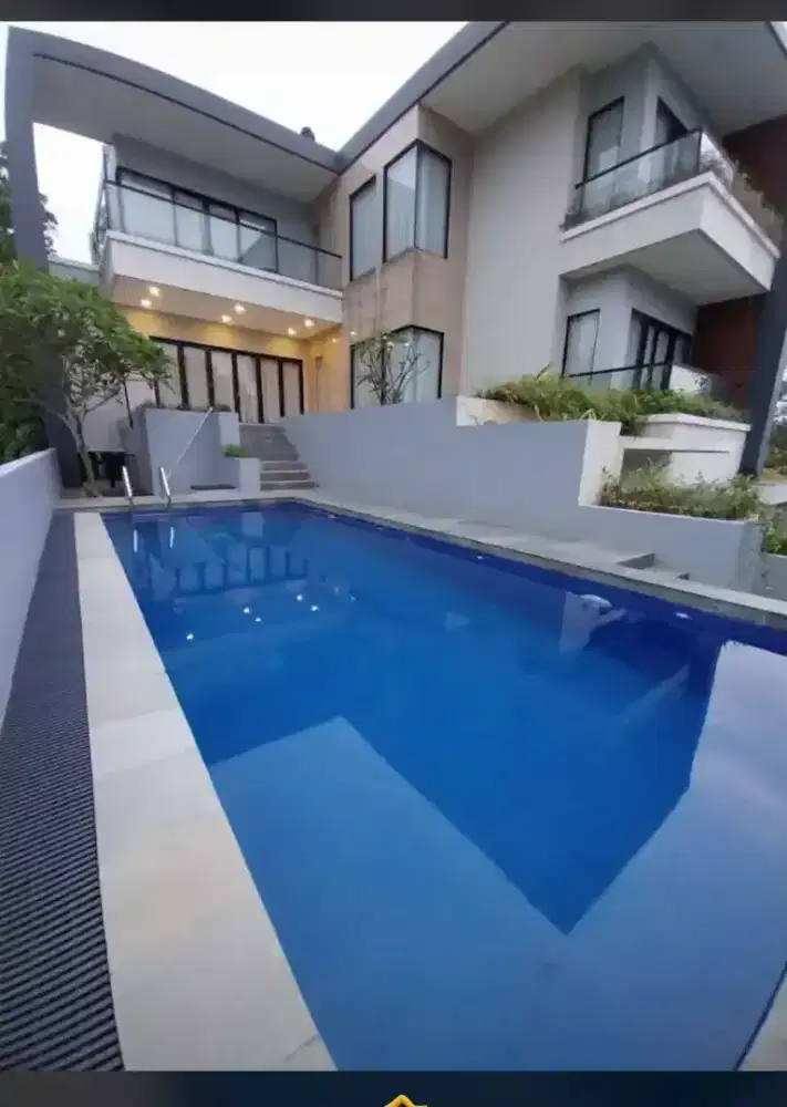 Di jual rumah di sentul city bagus dengen view gunung