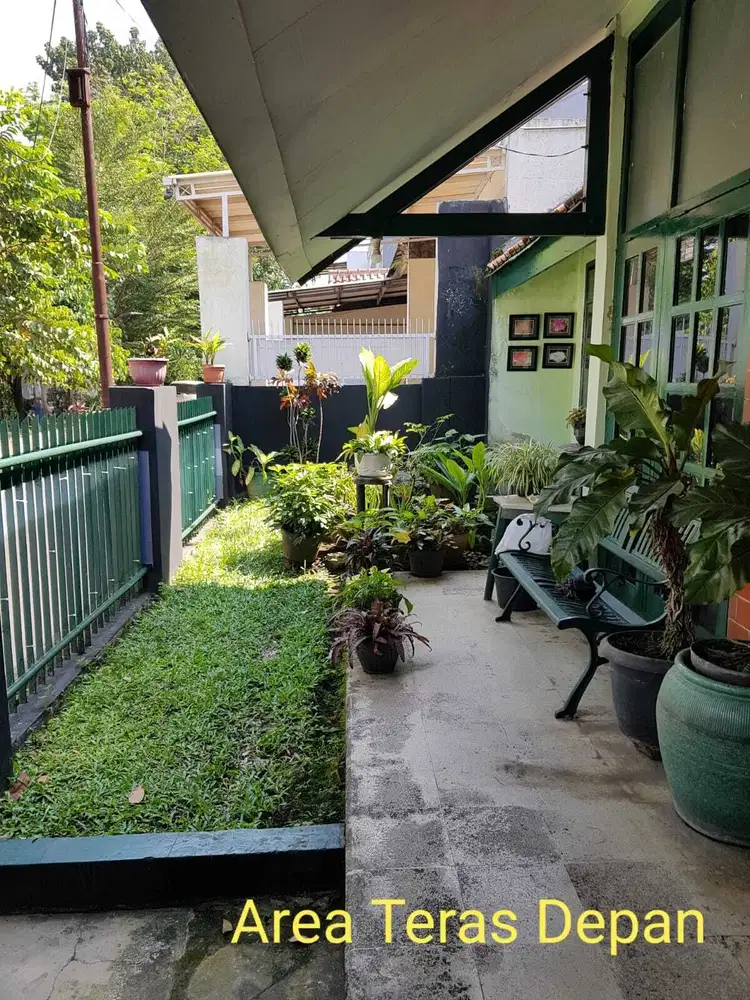 DIJUAL RUMAH TUA NYAMAN HUNI DI NILEM, BANDUNG