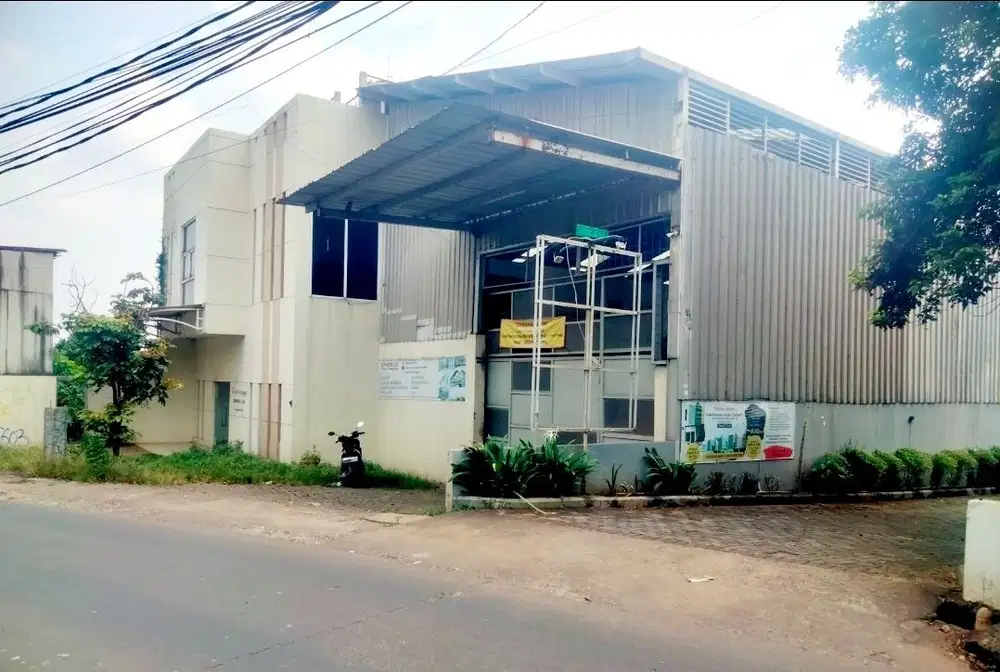 Gudang di pinggir jln raya benda jatimekar jatiasih LT.600m