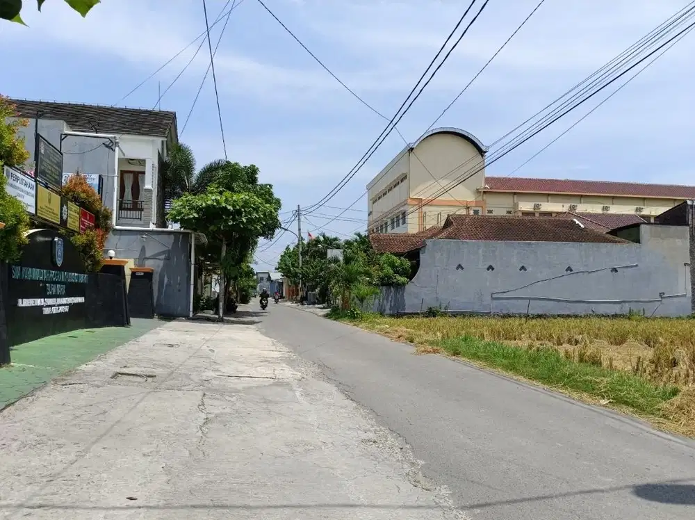 Tanah Jalan Pleret 2636Mt, Ld 20Mt, Banyu Anyar, banjarsari, solo